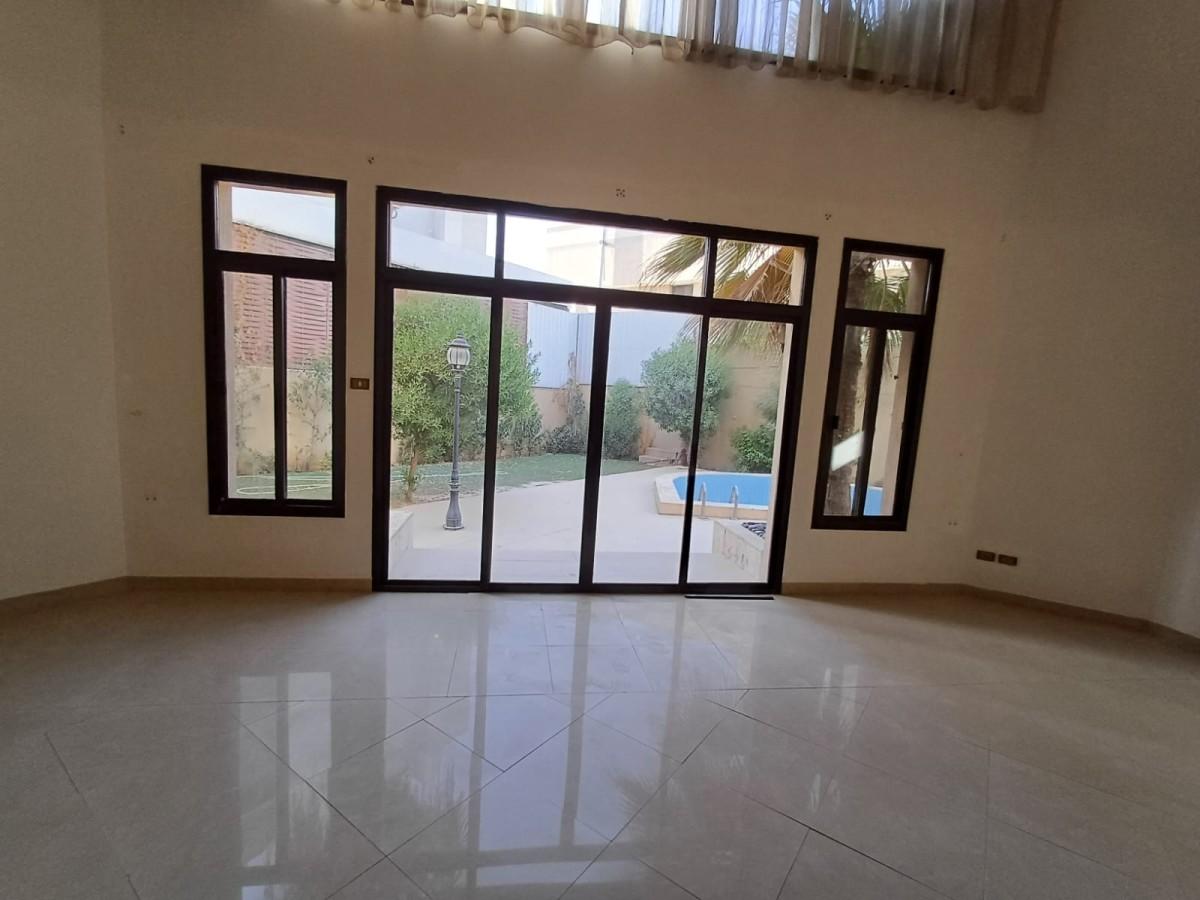 اعلان تسويقي